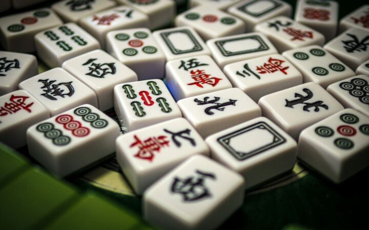 Mahjong tiles